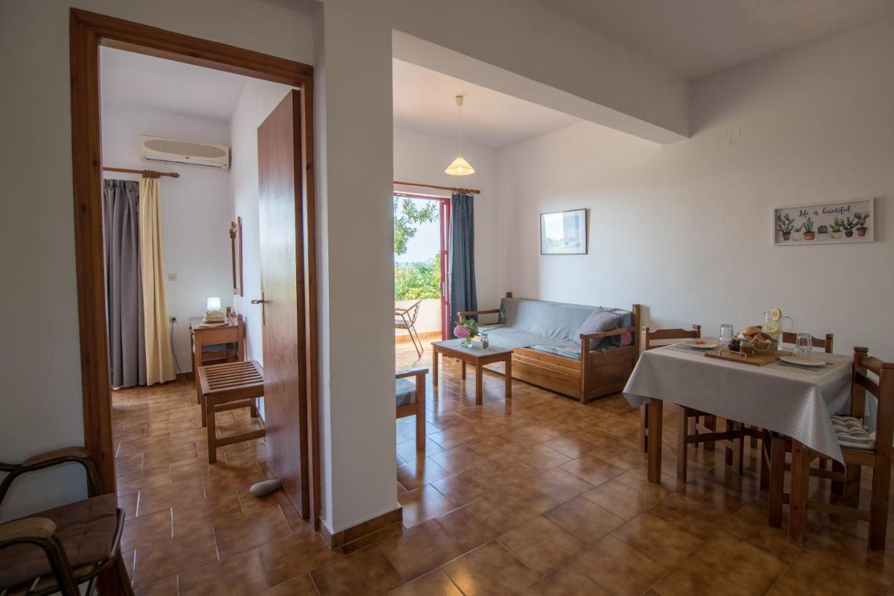 Christiana Apartments Gerani  Zewnętrze zdjęcie