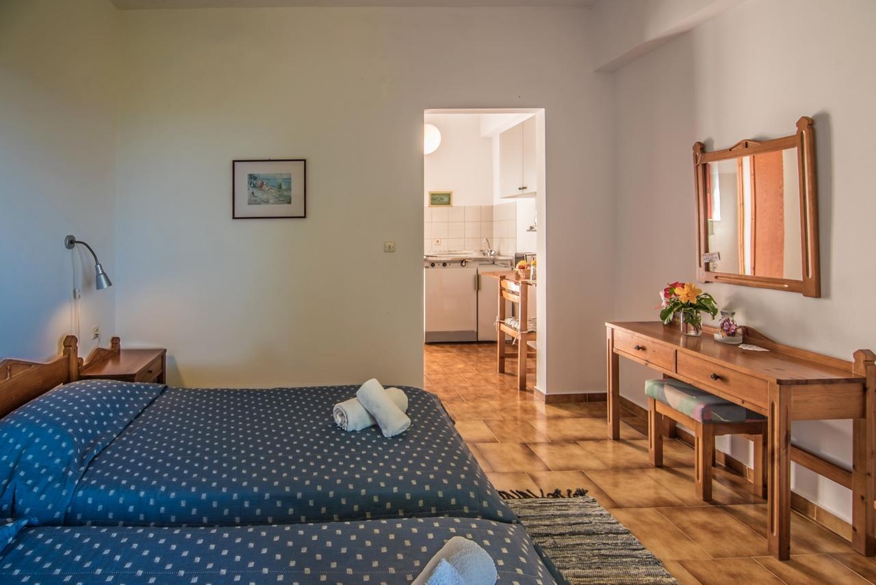 Christiana Apartments Gerani  Zewnętrze zdjęcie