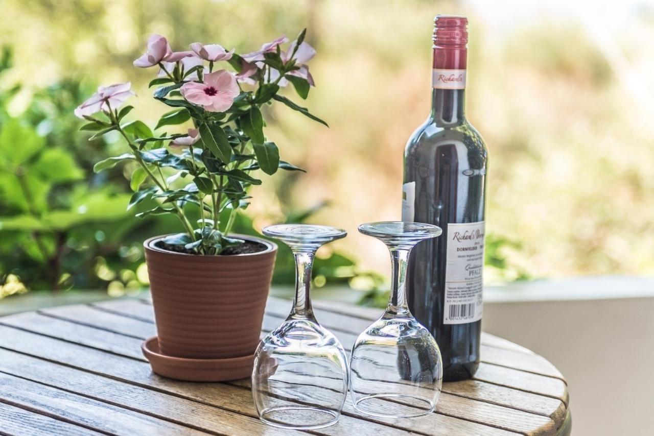 Christiana Apartments Gerani  Zewnętrze zdjęcie